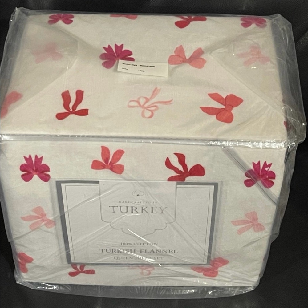 TURKISH FLANNEL Made In Turkey All Over Bows Flannel Queen Sheet Set